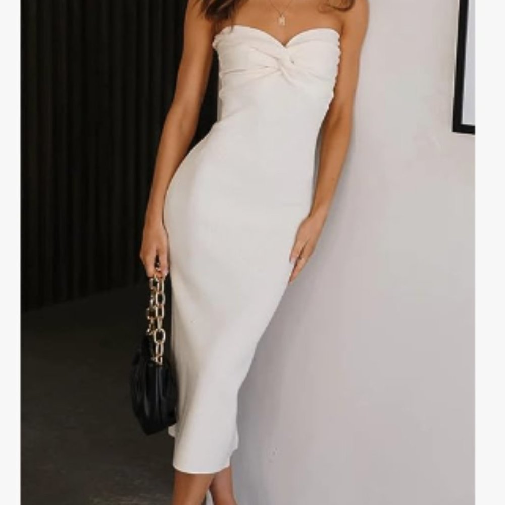 White Twist Knot Front Ribbed Bodycon Dress‎ - Size Medium